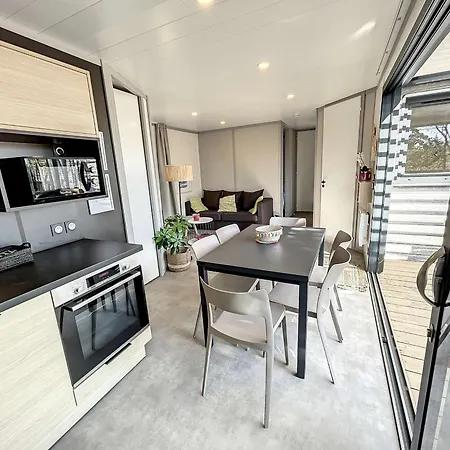 Standing Avec Piscine Chauffee, Proche Et Commerces, Equipe De Wifi - 6 Couchages. - Fr-1-361-513 * Jullouville-les-Pins