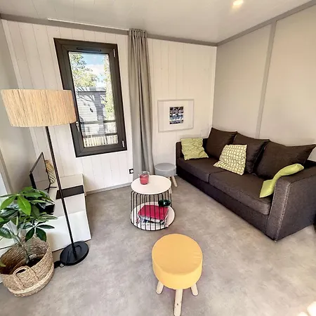 Standing Avec Piscine Chauffee, Proche Et Commerces, Equipe De Wifi - 6 Couchages. - Fr-1-361-513 Chalet