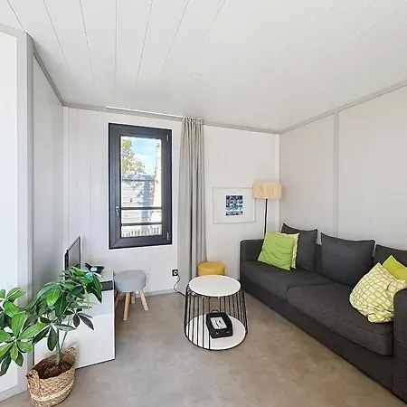 Chalet Standing Avec Piscine Chauffee, Proche Et Commerces, Equipe De Wifi - 6 Couchages. - Fr-1-361-513 Jullouville